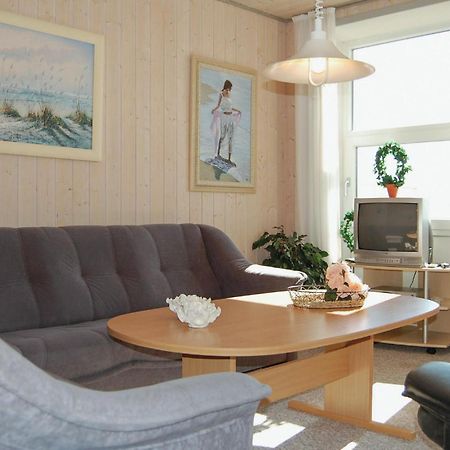 2 Bedroom Gorgeous Home In Hvide Sande Havrvig Bagian luar foto